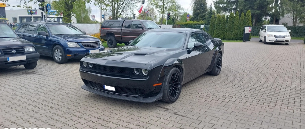 Dodge Challenger cena 150000 przebieg: 77000, rok produkcji 2015 z Toruń małe 277